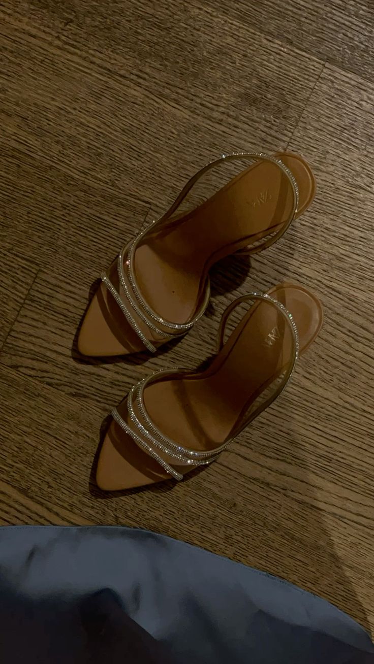 Talon strass nude