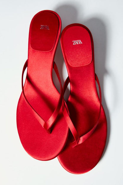Sandale rouge vif