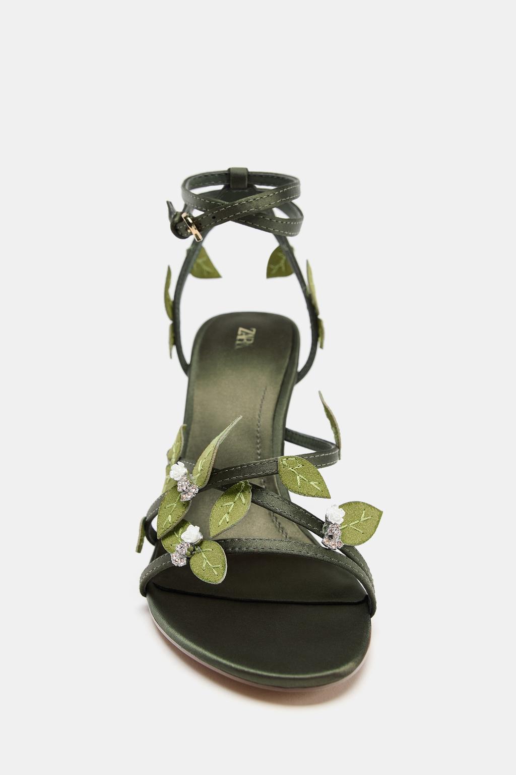 Soulier Lanière fleurie vert