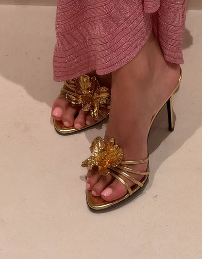 Talon fleur dorée